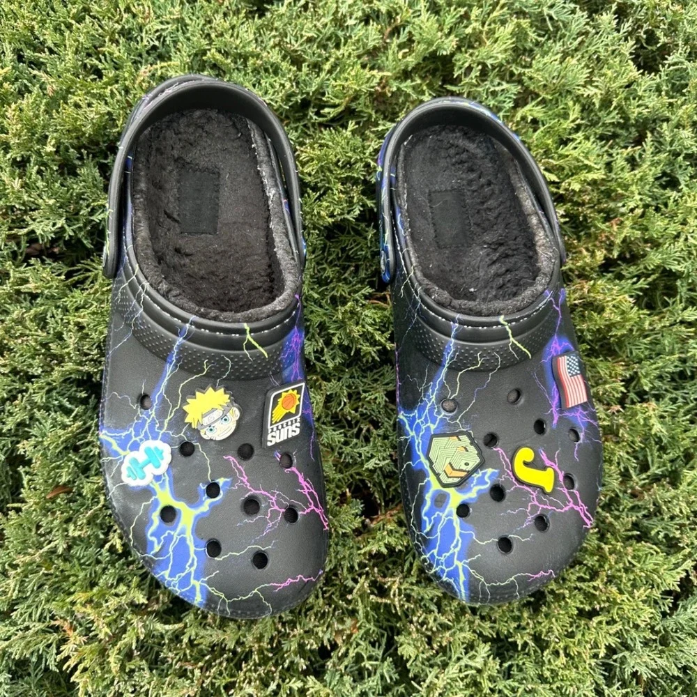 Crocs Bistro Graphic‎ Slip Resistant Work Clogs Size M11 Black Lightning Bolts